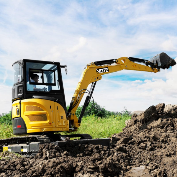 2 Ton 3.5 Ton Excavator Mini Bagger Chinese Hydraulic Crawler Mini Excavators Price for Sale Chinese Manufacturer Customized
