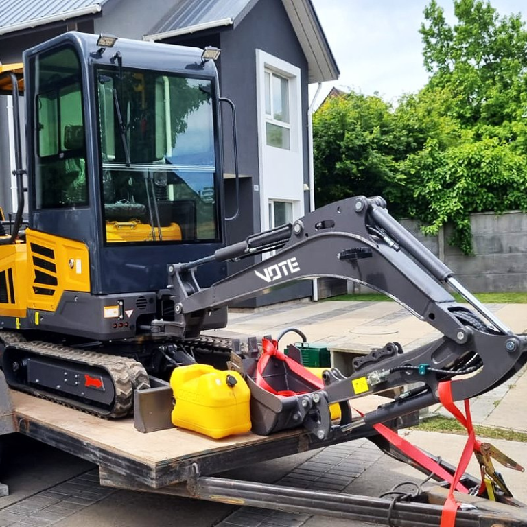 2000kgs 1.8ton Small Digging Machine Mini Pelle Crawler Excavators with AC Condition Closed Cabin
