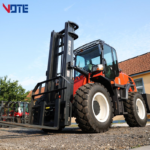 China 2.5 3 3.5 4 5 6 7 Ton Forklift off Road 4WD 4X4 All Rough Terrain Forklift Diesel Forklift Truck Price for Sale