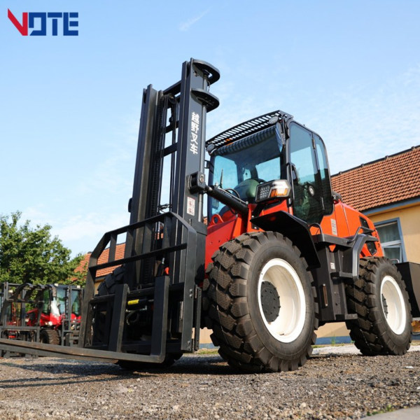 China 2.5 3 3.5 4 5 6 7 Ton Forklift off Road 4WD 4X4 All Rough Terrain Forklift Diesel Forklift Truck Price for Sale