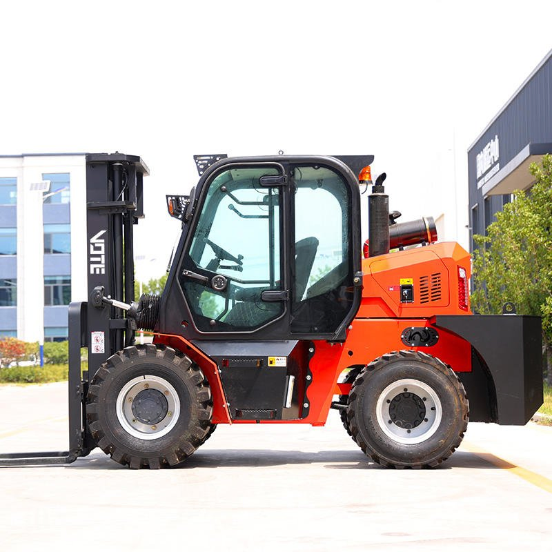China 4WD off Road Forklift CE EPA Engine All Terrain Construction Site Transportation Loading and Unloading Forklifts