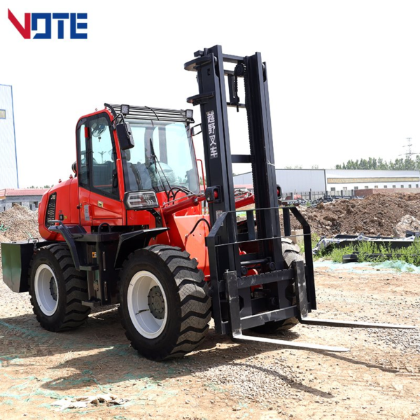 China 5 Ton Loading Capacity Four 4 Wheel Drive Cross Country Forklift off Road All-Terrain Forklift Truck for Sale