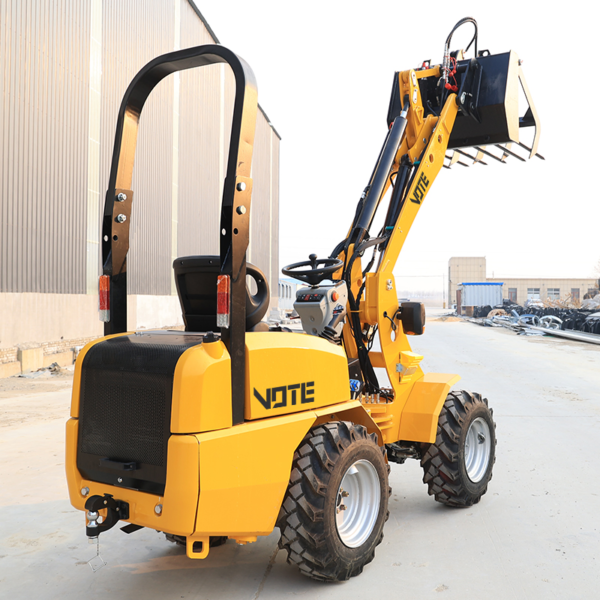 China Factory Price CE Certified Articulated Compact Farm Bucket Shovel Construction Equipment Machinery Small Mini Wheel Loader for Sale