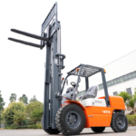 China Forklift Manufacturer 2.5 Ton Diesel Forklift Multifunctional Small Counterbalanced Warehouse Diesel Forklif