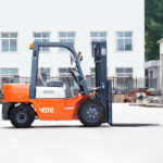 China Forklift Manufacturer 2.5 Ton Diesel Forklift Multifunctional Small Counterbalanced Warehouse Diesel Forklif