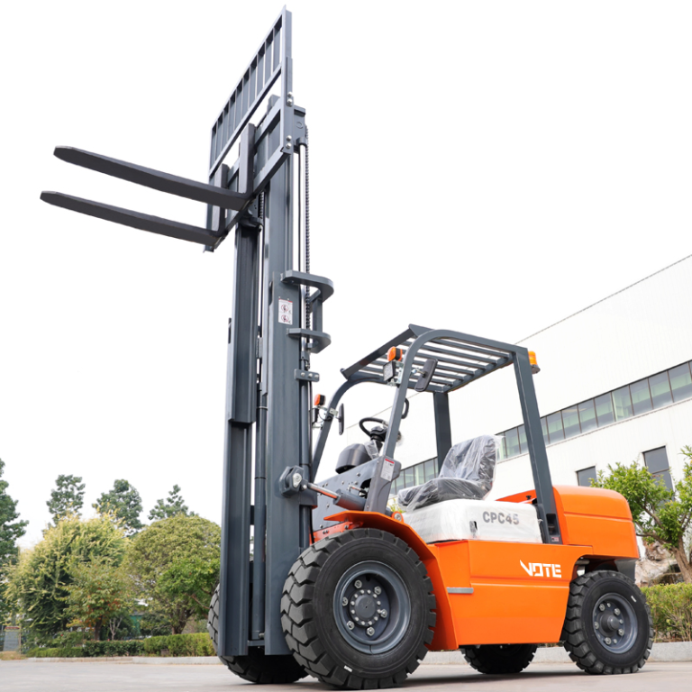 China Forklift Manufacturer 2.5 Ton Diesel Forklift Multifunctional Small Counterbalanced Warehouse Diesel Forklif