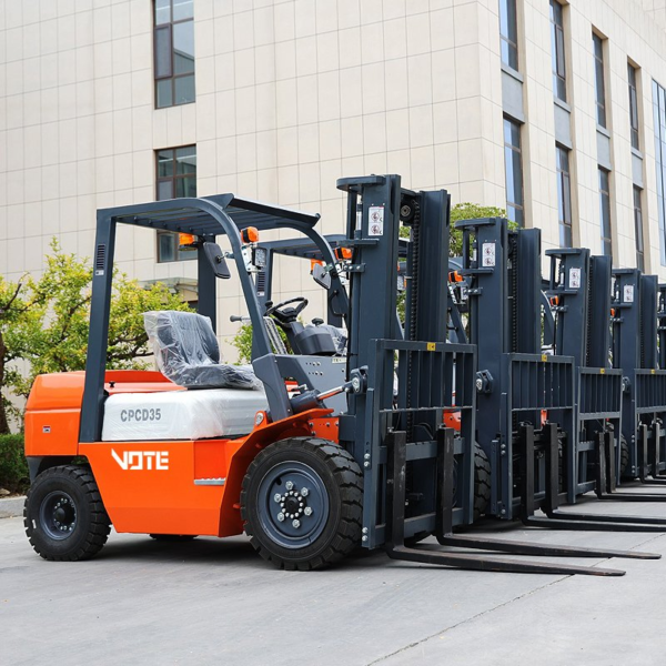 China's Hot New Diesel Forklift Small 5tons Hydraulic Portable Forklift Fast Delivery Counterbalanced Manual Forklift with Cabin