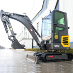 Euro5 EPA Engine Small Excavator Multifunctional 2ton Micro Bagger Digger Hydraulic Mini Crawler Excavator for Sale with Thumb