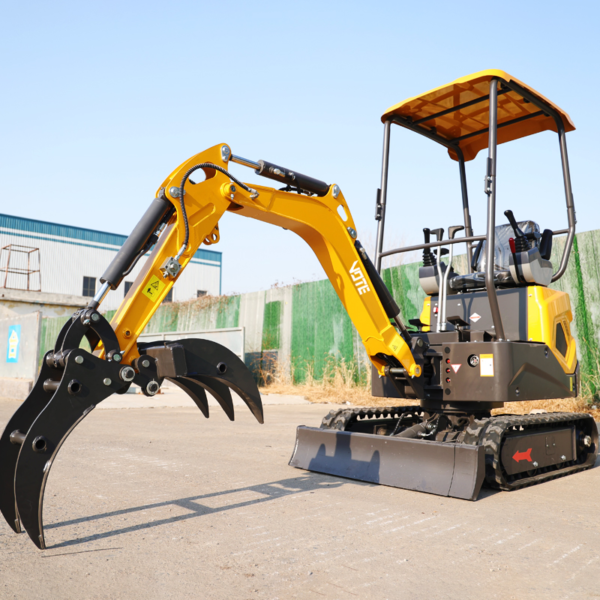 Free Shipping Mini Excavator 1.5 Ton EPA Euro 5 Engine Crawler Digger Mini Digger 1.2 Ton Home Mini Excavator Machine