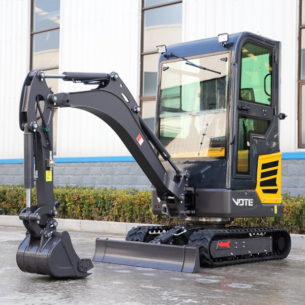 High Quality 2 Ton Mini Excavator Multifunctional Micro Digger 2000kg Wholesale Municipal Engineering New Crawler Excavator