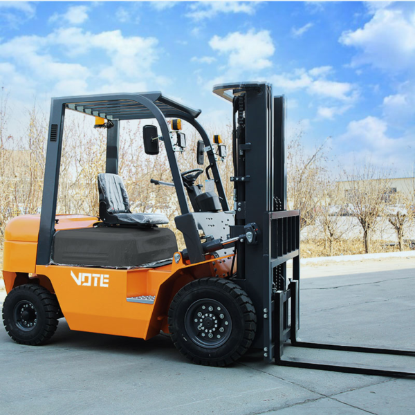High Quality 2.0 2.5 Ton Diesel Forklift 2023 Mini Hydraulic Four-Wheel New Terrain Forklift Multifunctional Portable Forklift