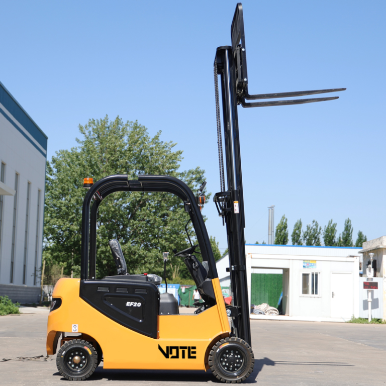 Support Customization 4X4 New Electric Forklifts High Quality Portable Electric Forklift 2.5 Ton Warehouse Forklift with Charger